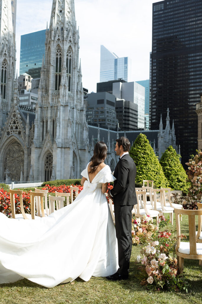 wedding portraits at the 620 loft and garden in NYC